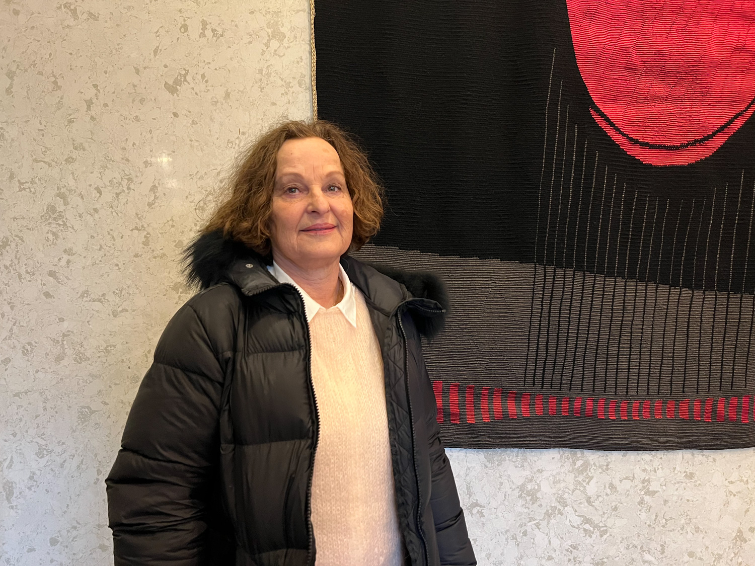 Inger Huseby (Ap) smiler til kamera